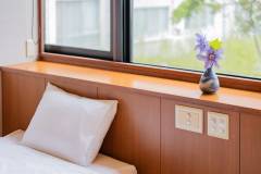 image-slider-with-thumbnail4.jpeg